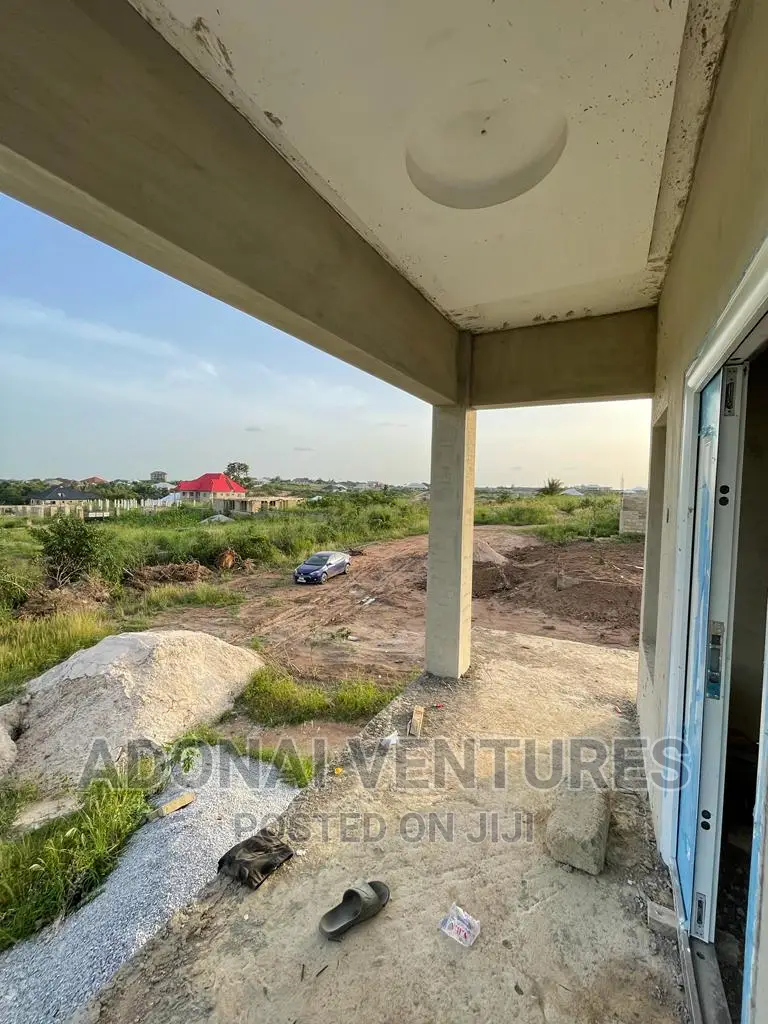 4bdrm House in Tikrom Kumasi for sale