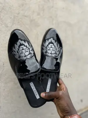 Black Embroidered (Mirror) Half Shoe