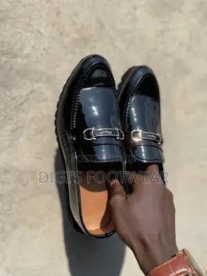 Black Plain Mirror High Platform Shoe