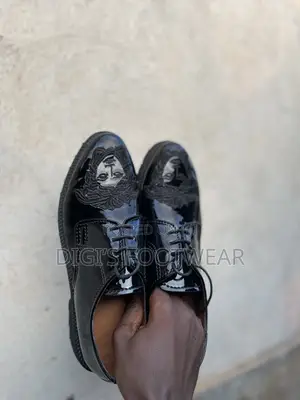 Black Mirror Embroidered Shoe