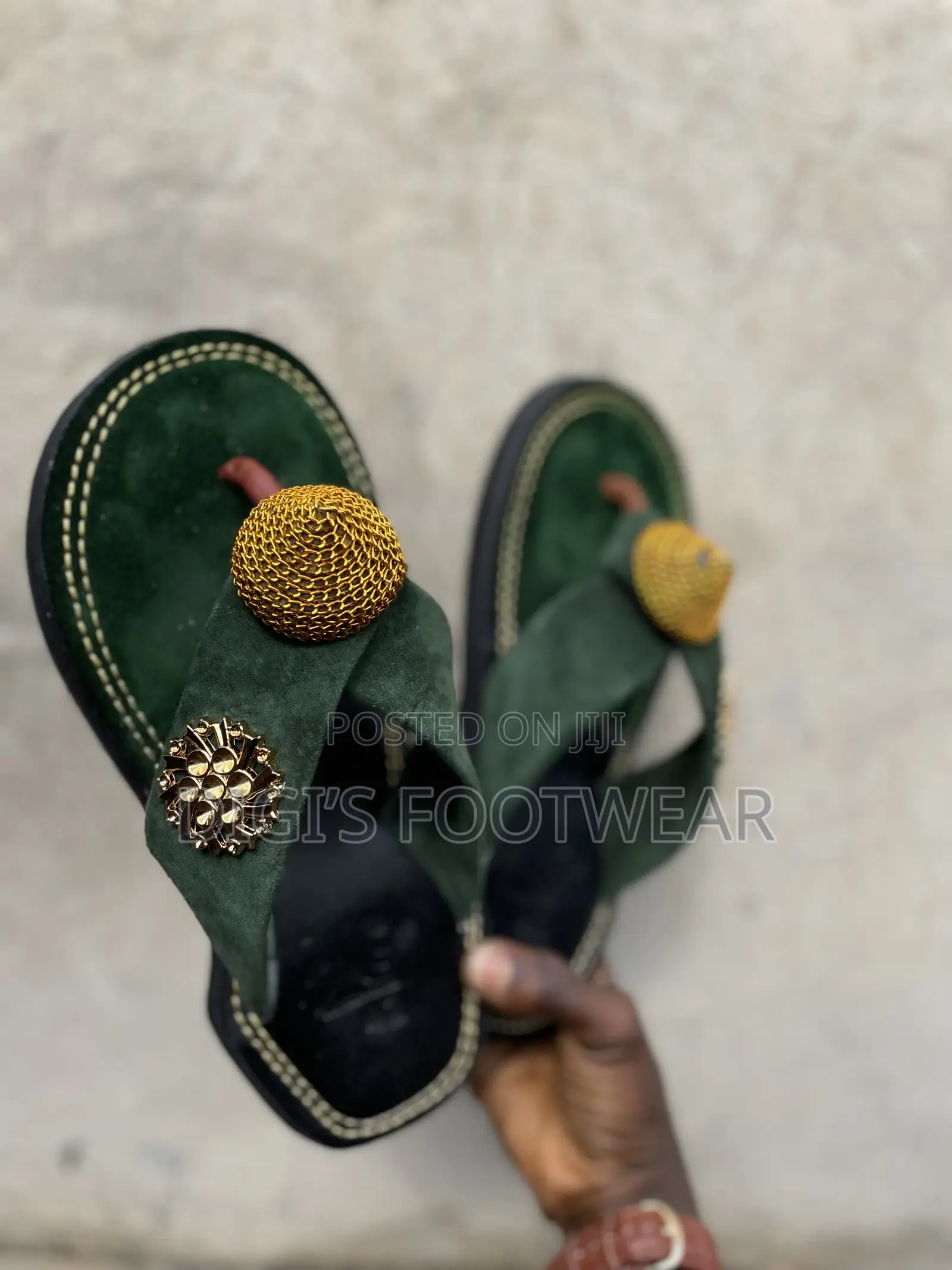 Green Suede Modern Ahenema/Chawchaw