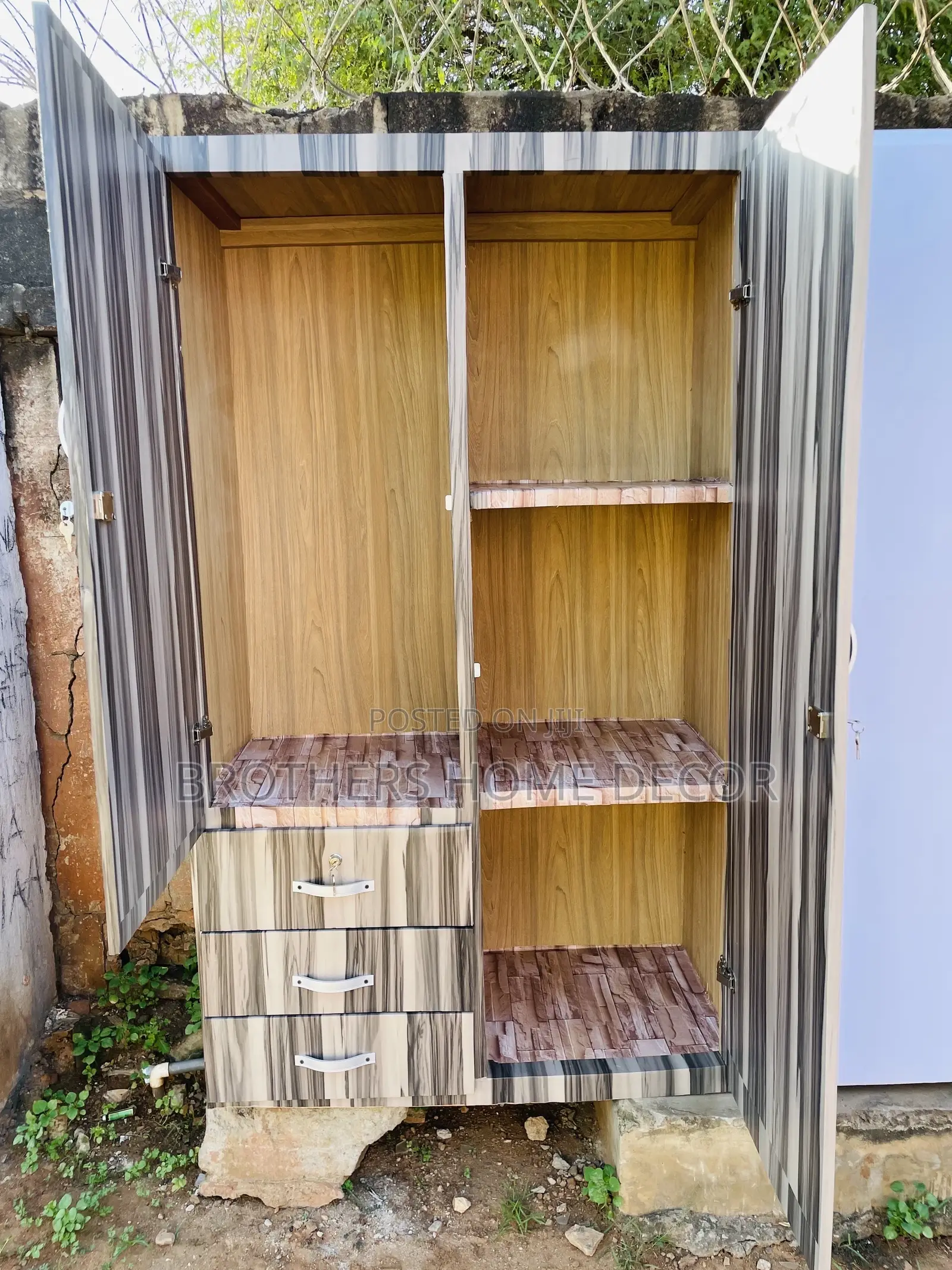 Two Doors Wardrobe Very Strong and Neat