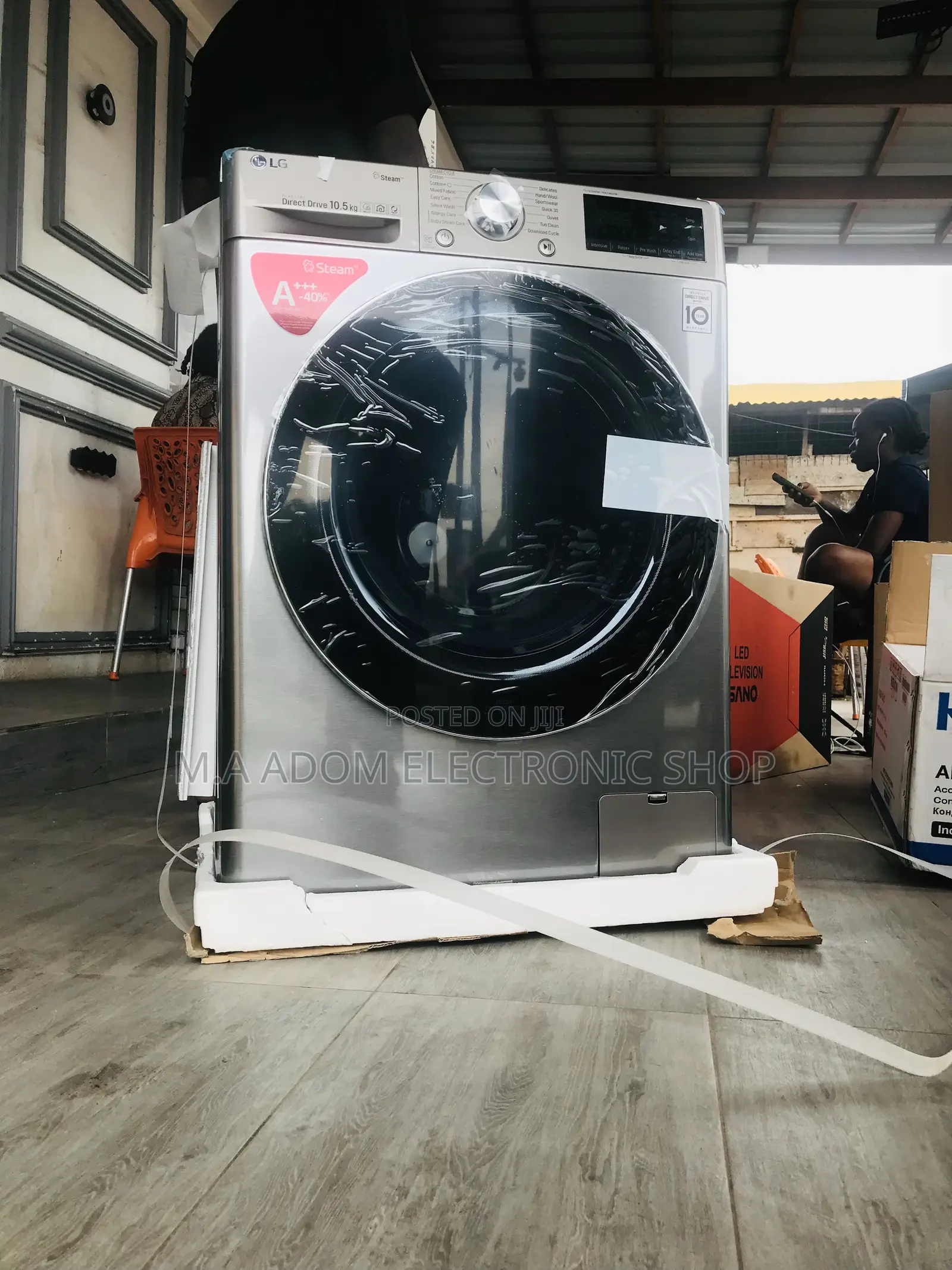 Special LG F0L9DYP2S Front Load Washing Machine, 15KG