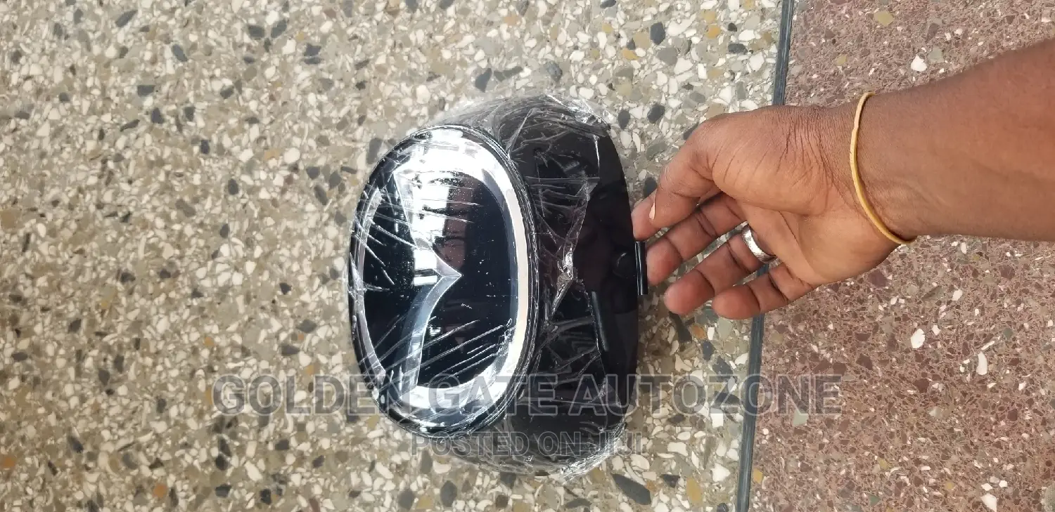 Mazda Cx5 2018 Front Logo Glass Type Complete