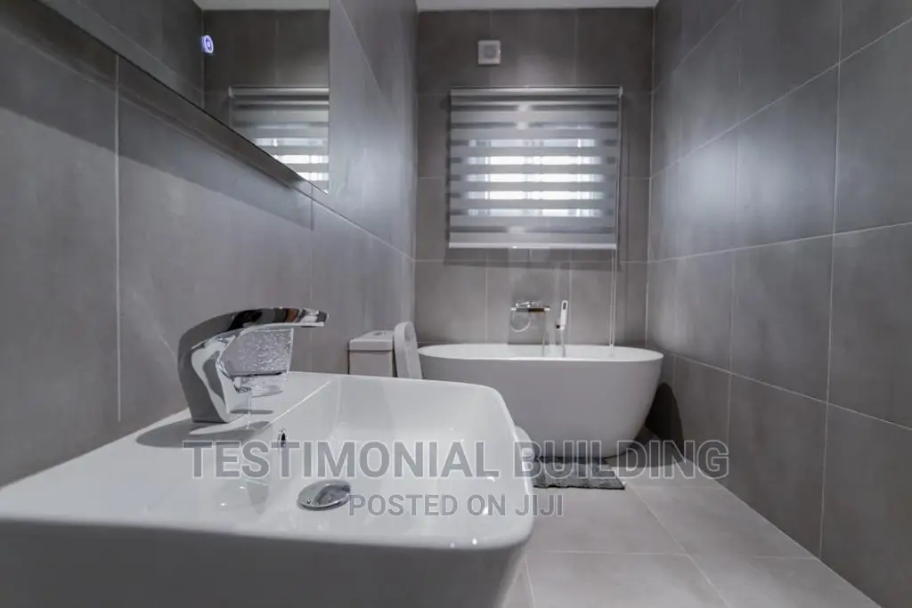 5bdrm House in Testimonial Building, East Legon for sale