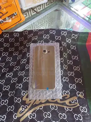 New Samsung Galaxy S6 32 GB Gold