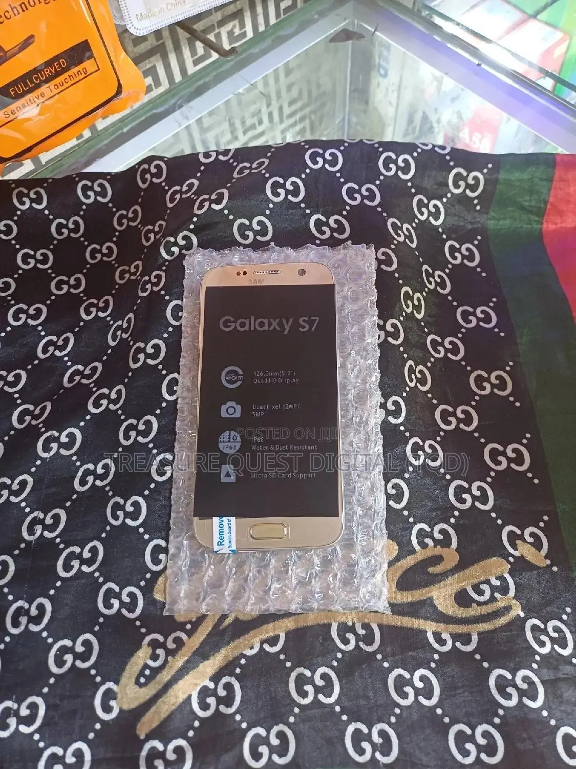 New Samsung Galaxy S7 32 GB Gold