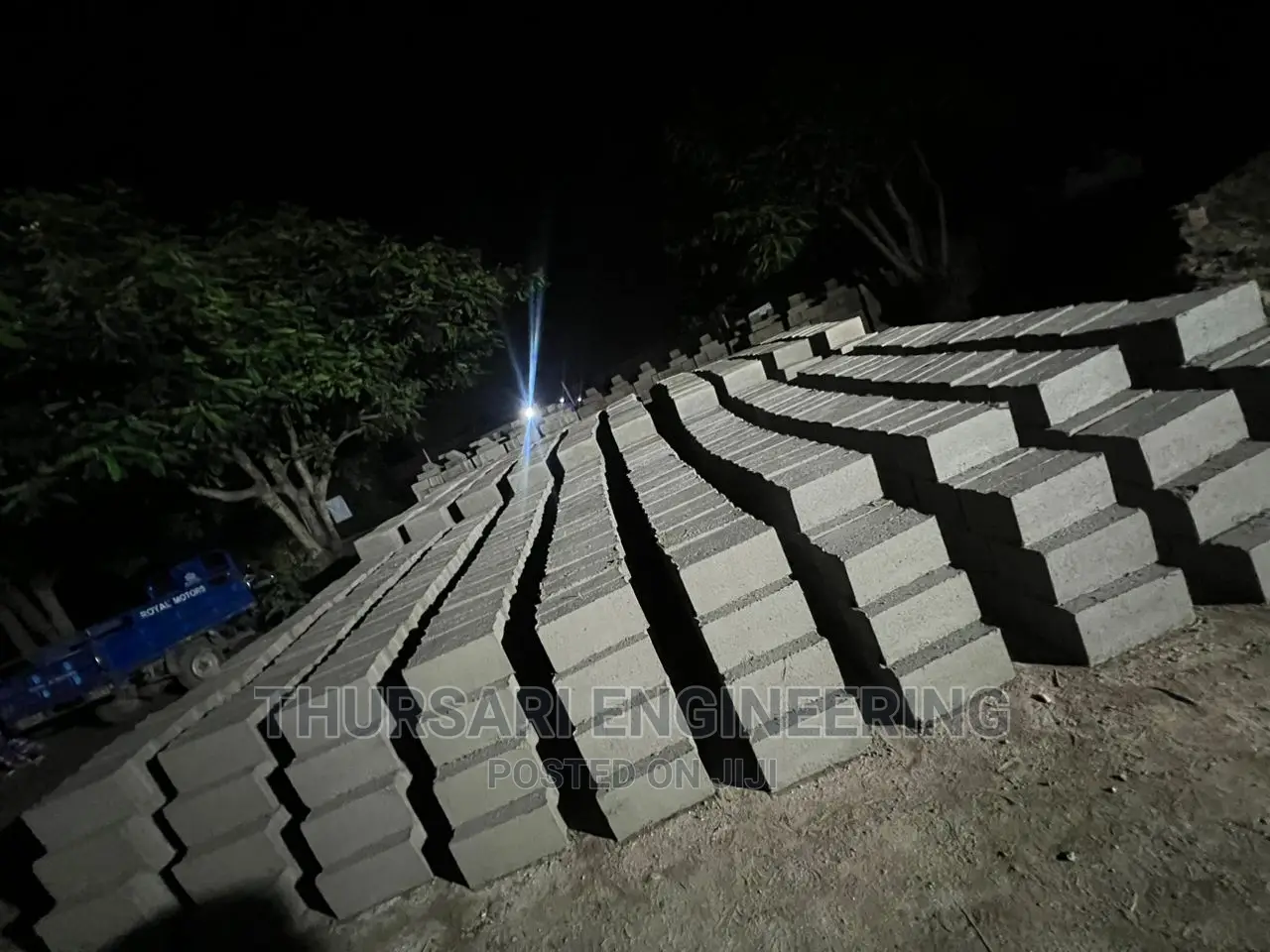 6 Inches Quarry Dust Blocks