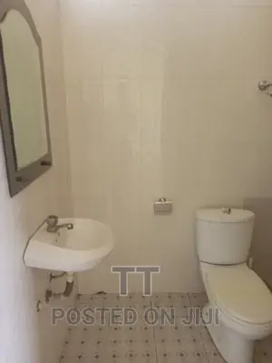 4bdrm House in Community 18, Tema Metropolitan for rent