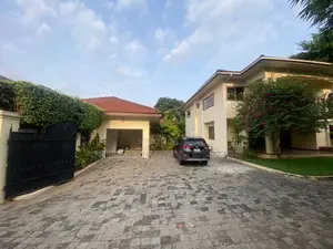 5bdrm Mansion in Airport Residential Area for rent
