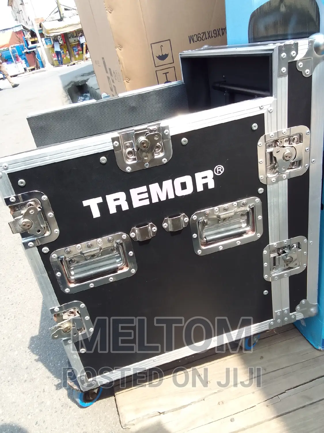 DJ Rack 14U (Tremor)