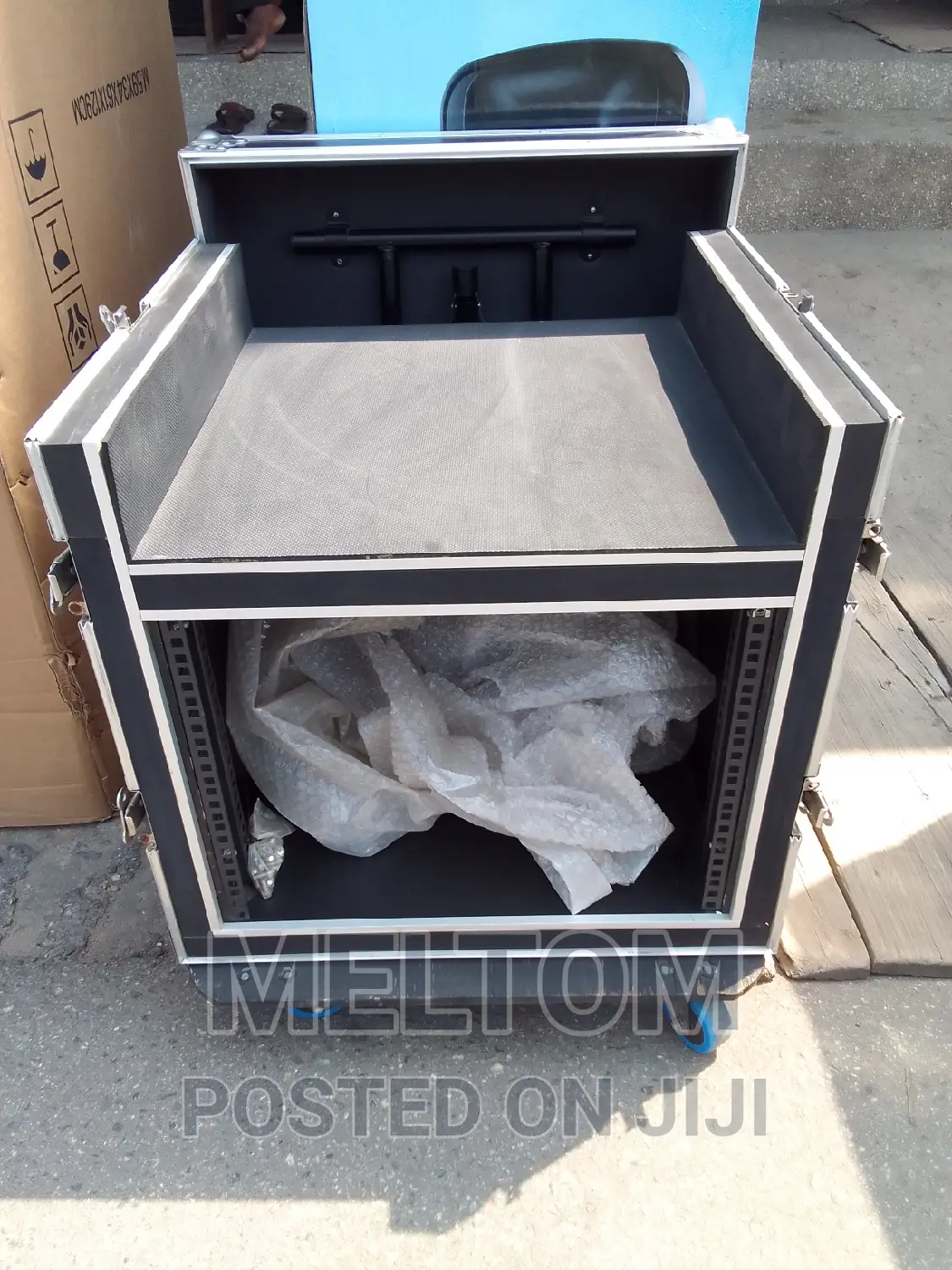 DJ Rack 14U (Tremor)