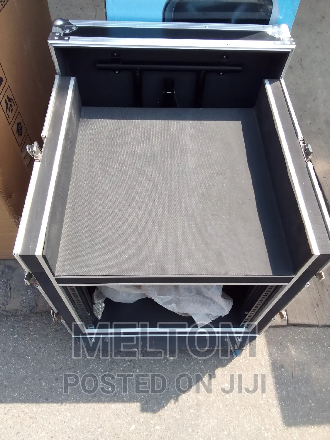DJ Rack 14U (Tremor)