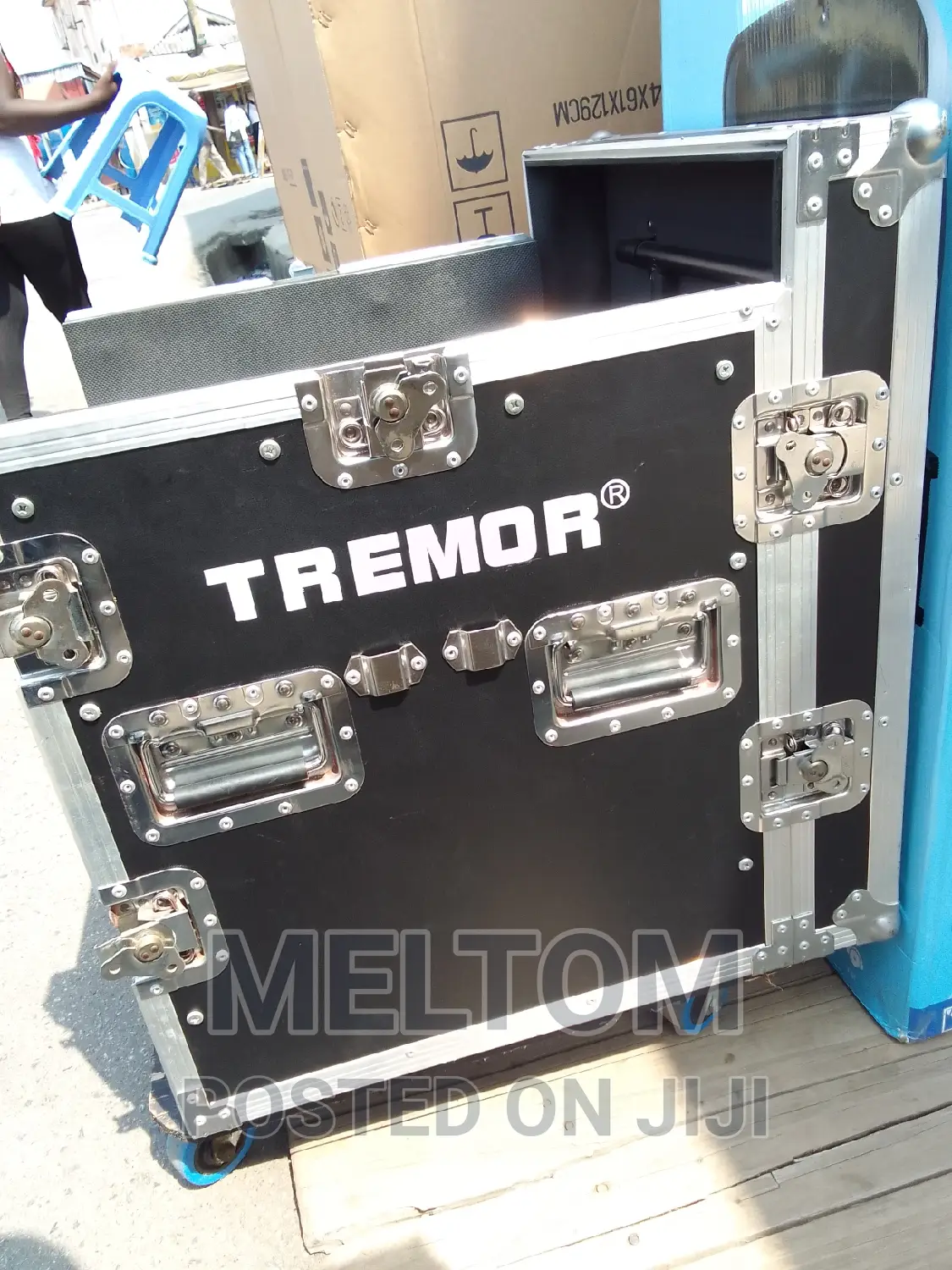 DJ Rack 14U (Tremor)