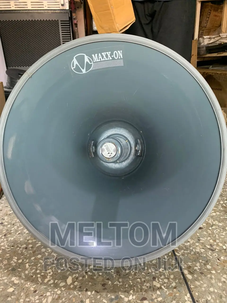 Maxx-on Horn Speaker (21 Inches)
