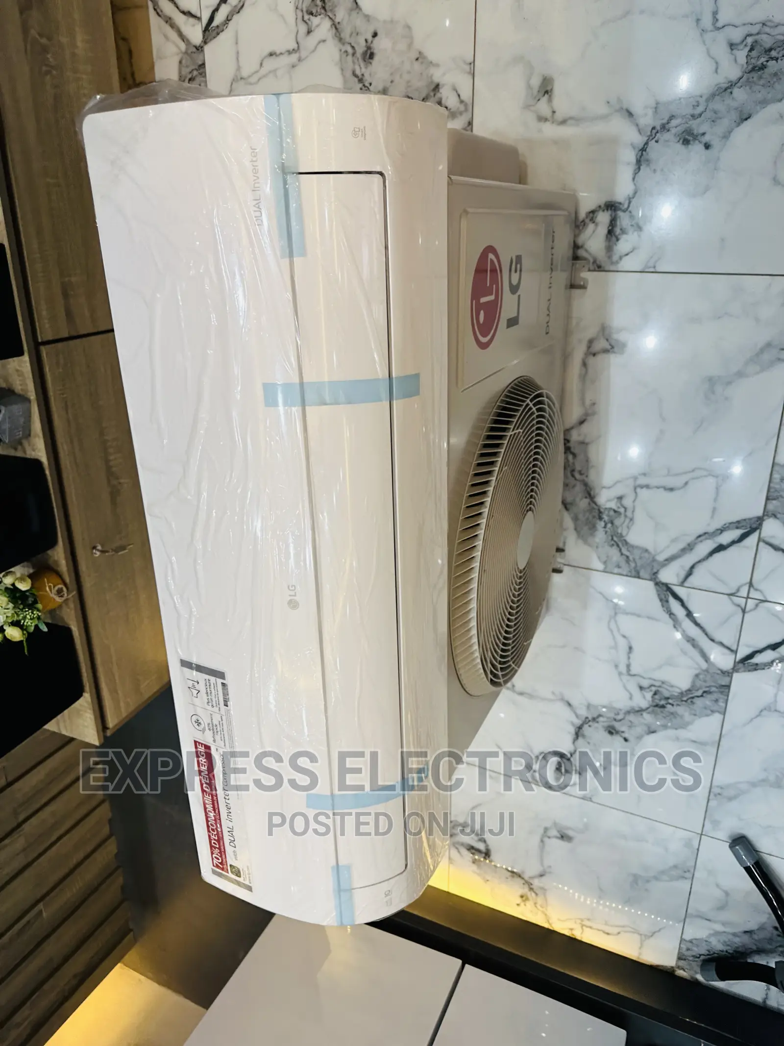 Smart Airflow Swings Split LG AC S4-Q09wa5a2 Inverter