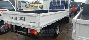 Hyundia Might 2 Truck
