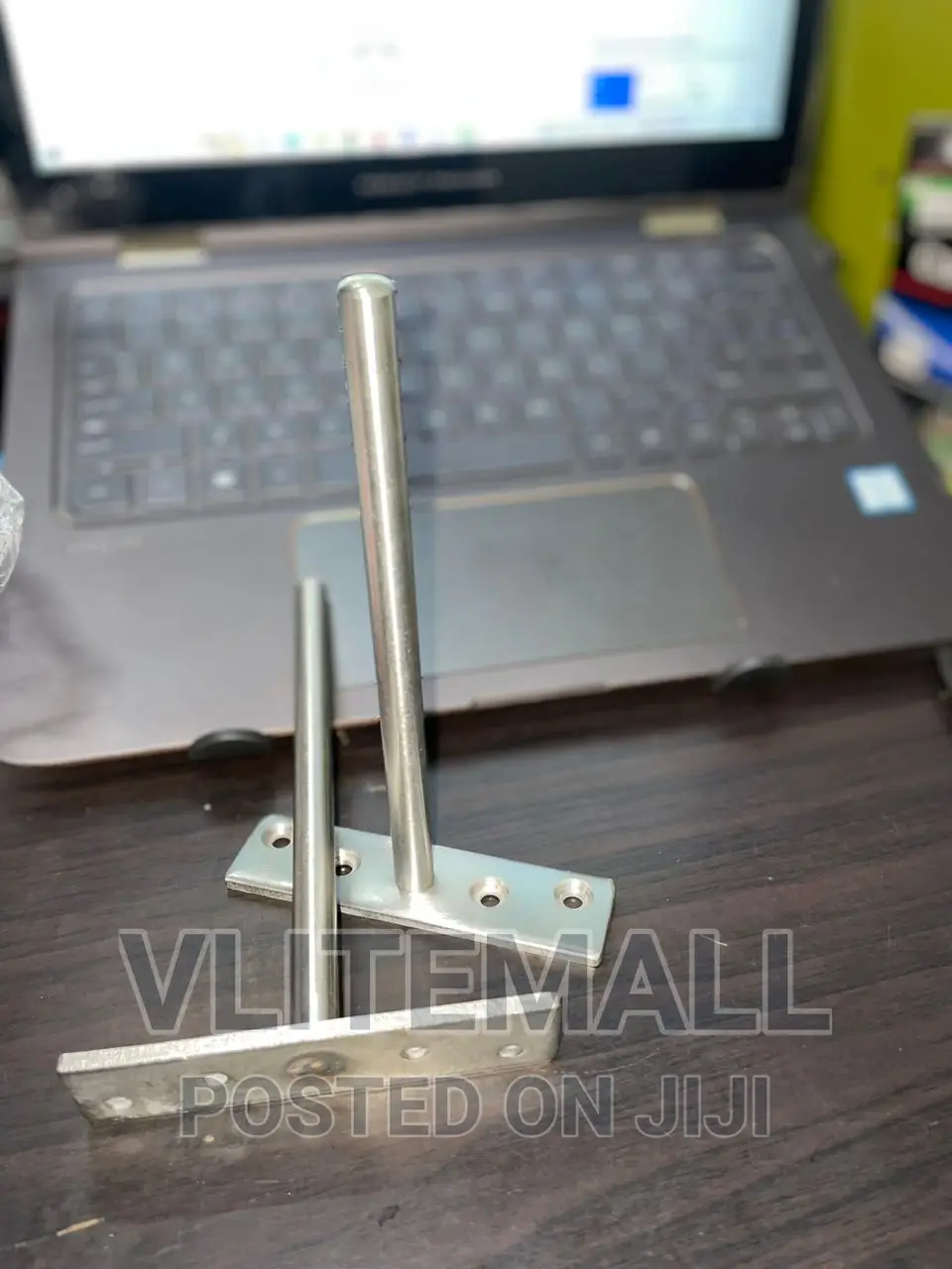 A Pair Of Invisible Bracket Wall Mounted