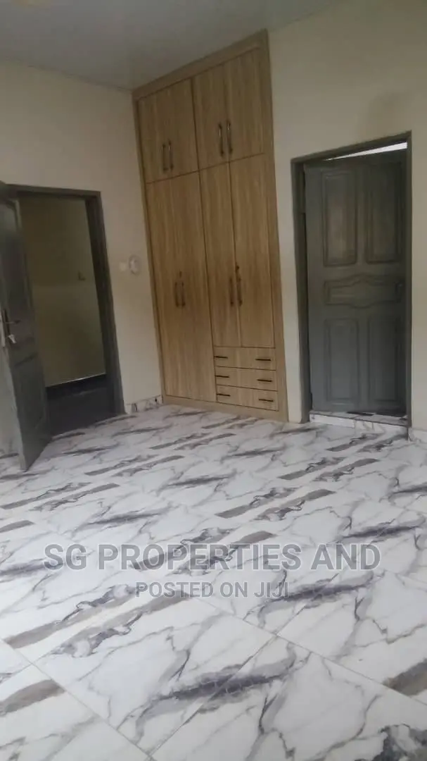 4bdrm House in Batsonaa, Spintex for rent