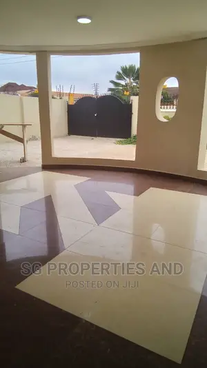 4bdrm House in Batsonaa, Spintex for rent