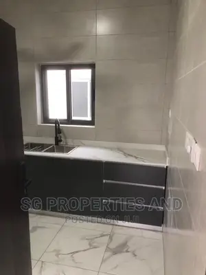 Furnished 5bdrm Mansion in Batsonaa, Spintex for sale