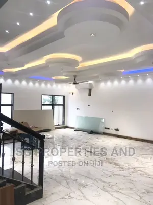 Furnished 5bdrm Mansion in Batsonaa, Spintex for sale