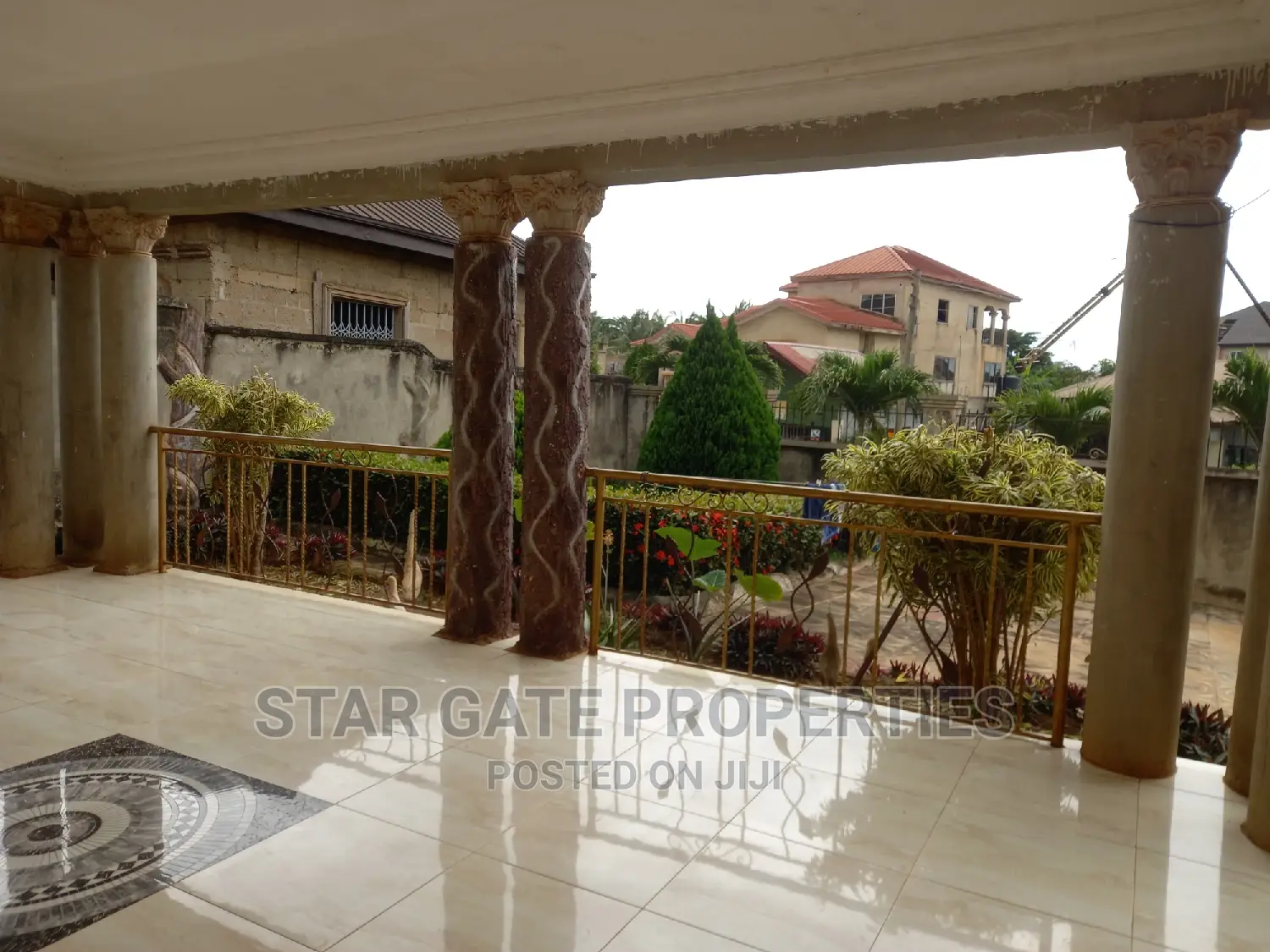 6bdrm House in Star Gate Properties, Kumasi Metropolitan for sale