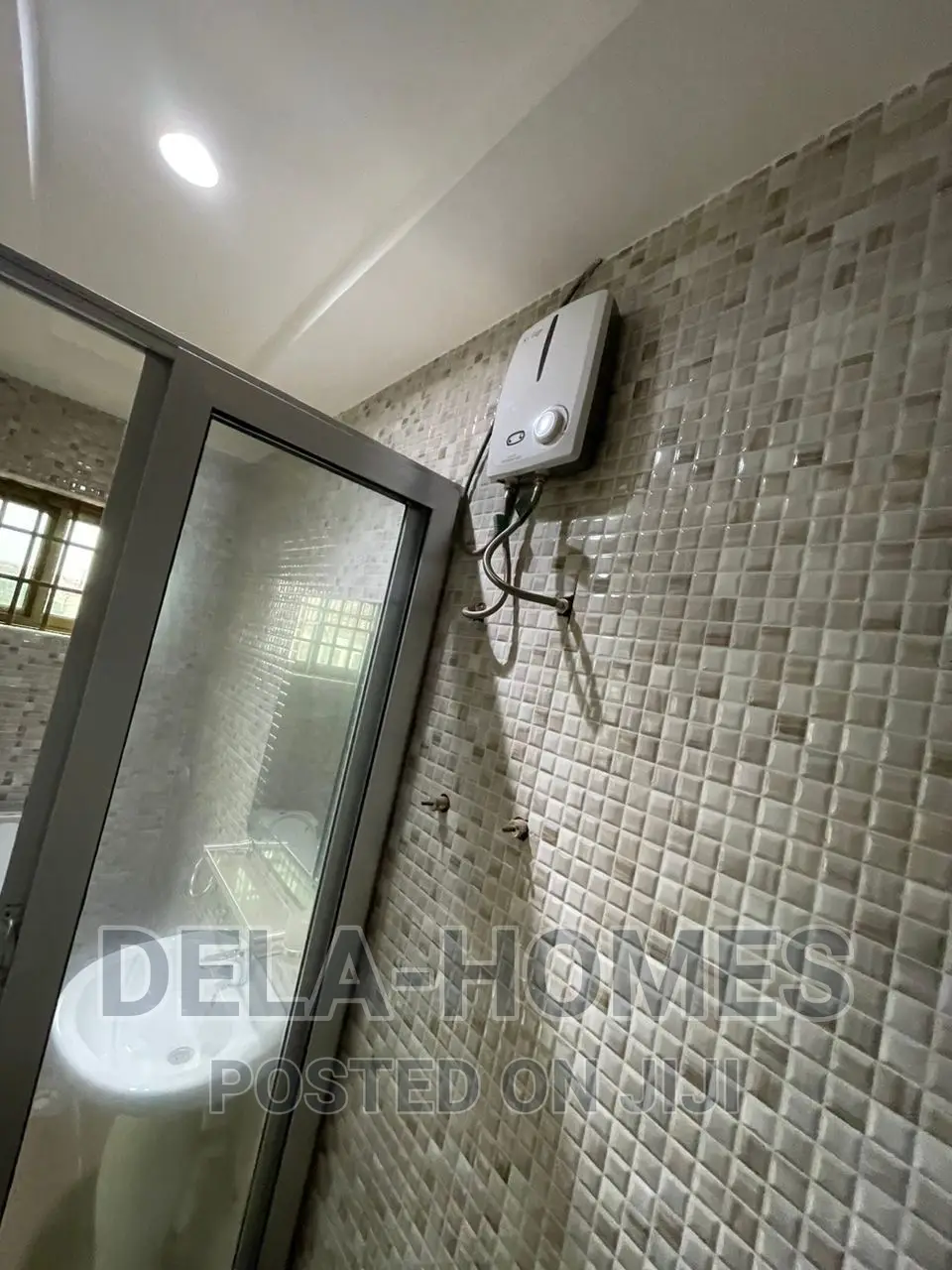 Three Bedroom Self Compound for Rent at Pantang.