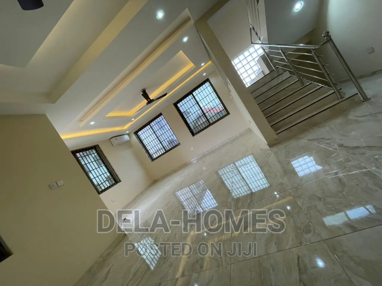 Three Bedroom Self Compound for Rent at Pantang.