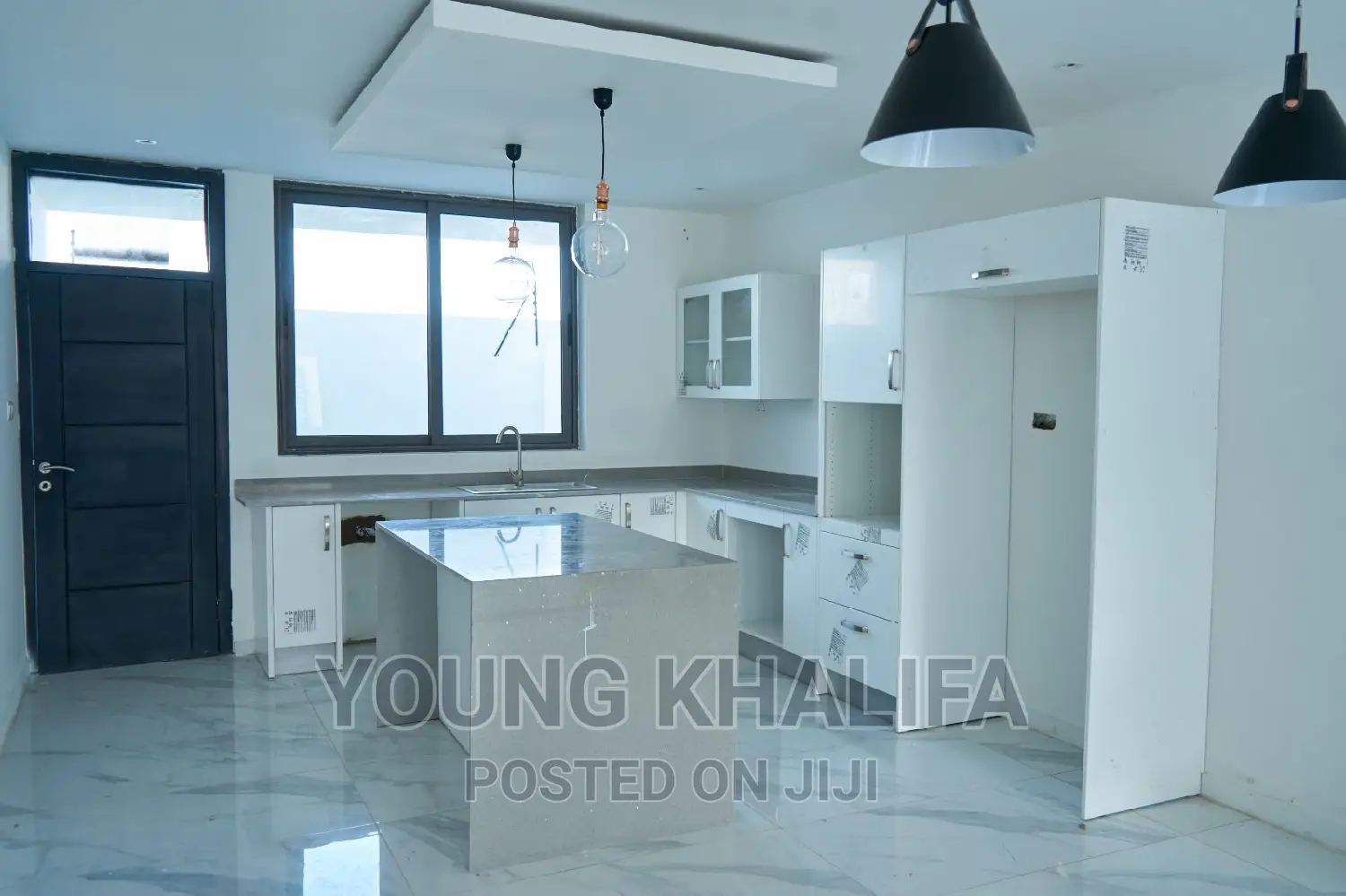 3bdrm Duplex in East Legon Hill'S for sale