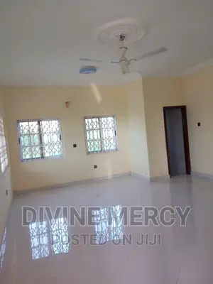 3bdrm Apartment in Tuba, Kasoa for rent