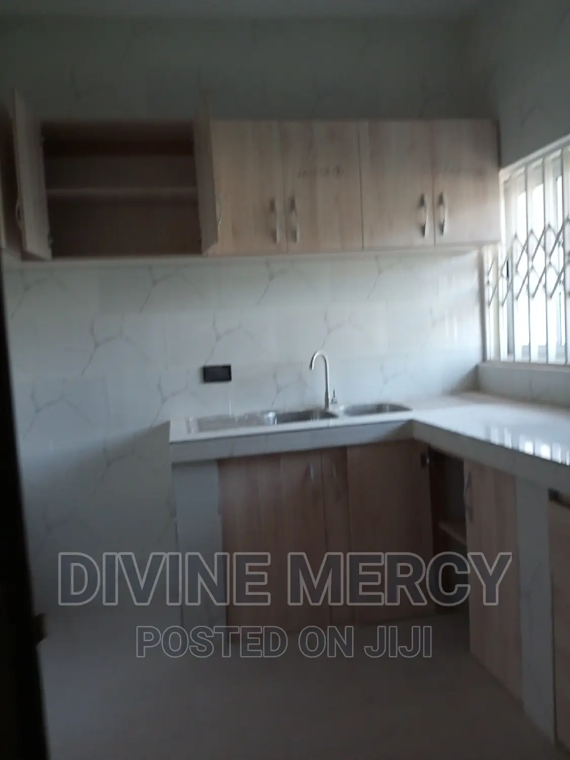 3bdrm Apartment in Tuba, Kasoa for rent