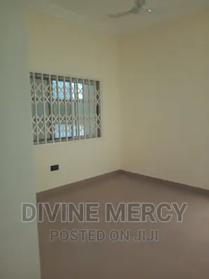 3bdrm Apartment in Tuba, Kasoa for rent