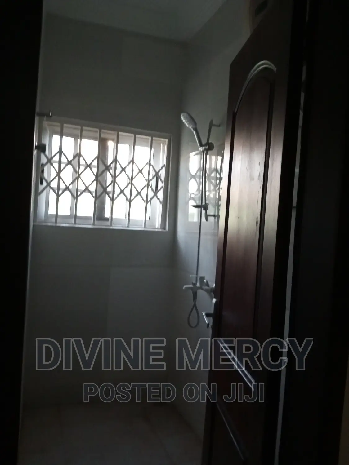 3bdrm Apartment in Tuba, Kasoa for rent