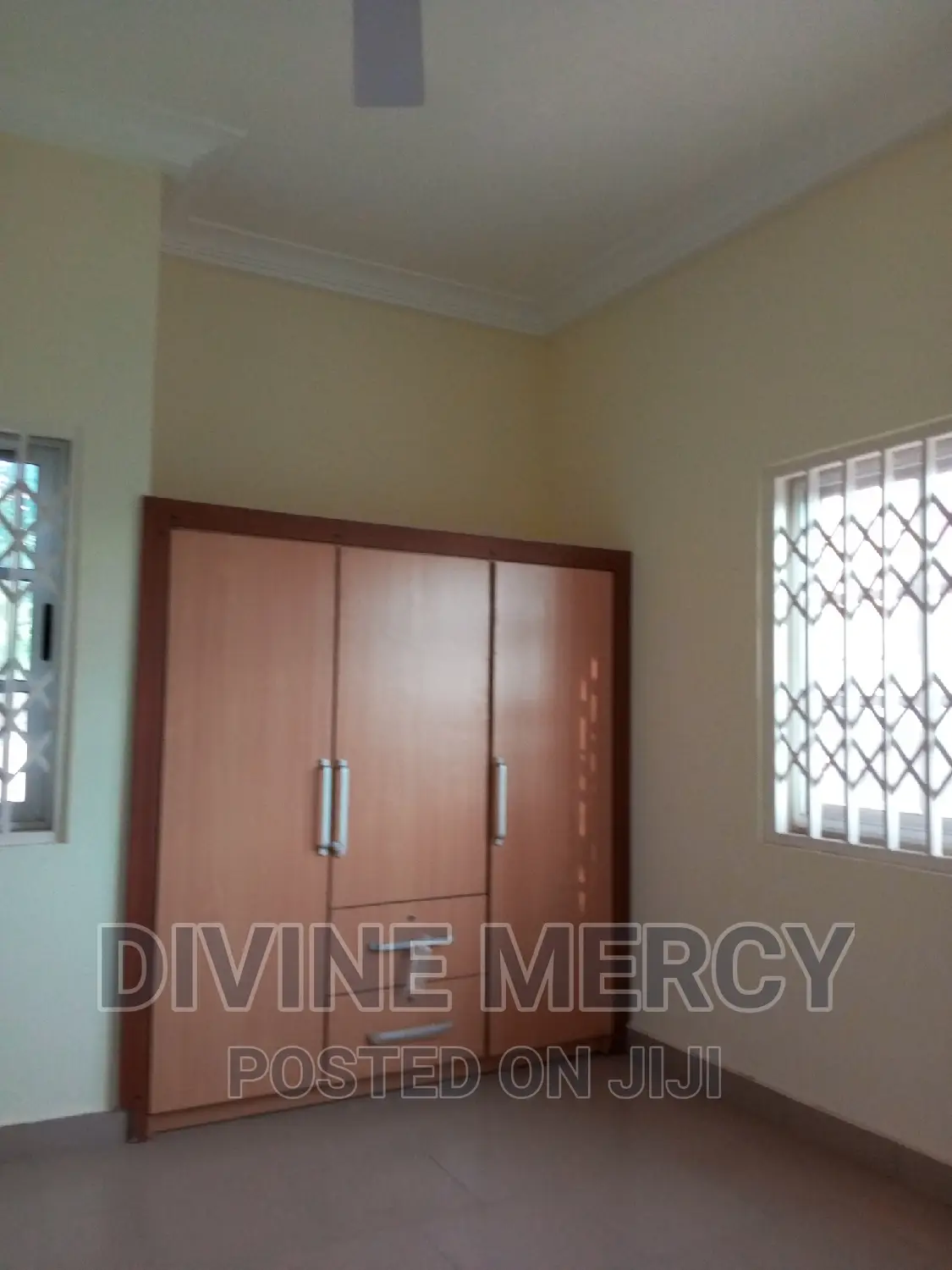 3bdrm Apartment in Tuba, Kasoa for rent