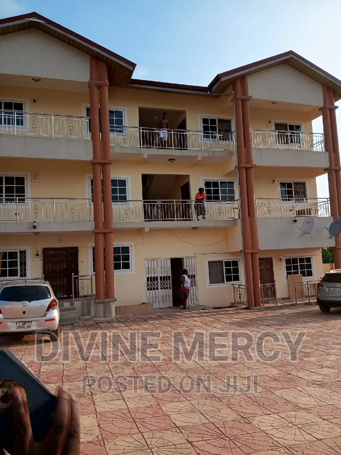 3bdrm Apartment in Tuba, Kasoa for rent