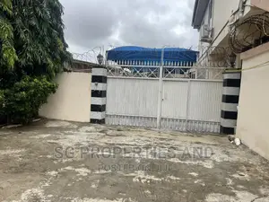 2bdrm House in Batsonaa, Spintex for rent