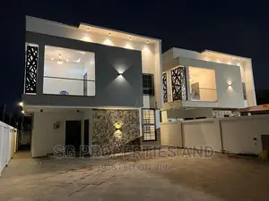 4bdrm Mansion in Community 18, Spintex for sale