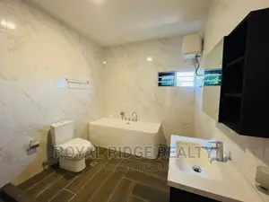 4bdrm Townhouse/Terrace in Spintex, Accra Metropolitan for sale