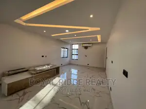 4bdrm Townhouse/Terrace in Spintex, Accra Metropolitan for sale