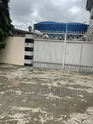2bdrm House in Batsonaa, Spintex for rent