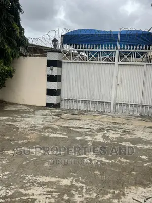 2bdrm House in Batsonaa, Spintex for rent