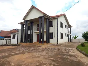 Photo - 8bdrm House in Star Gate Properties, Kumasi Metropolitan for sale