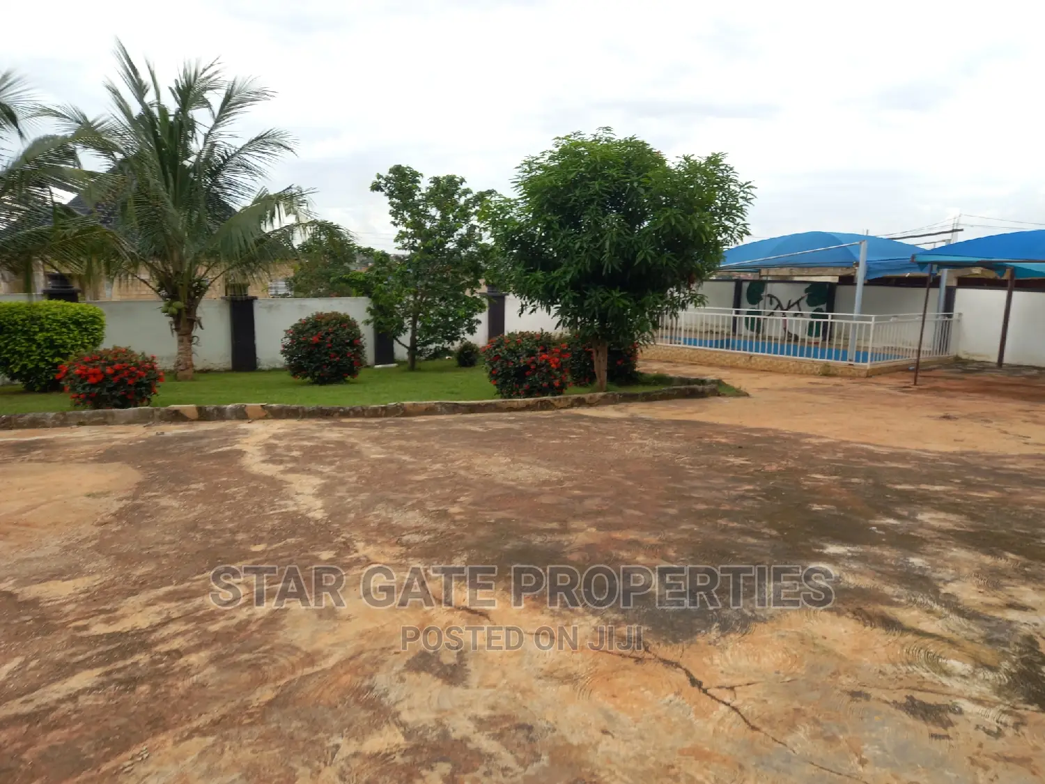 8bdrm House in Star Gate Properties, Kumasi Metropolitan for sale