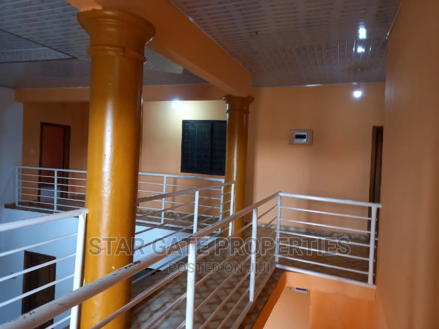 8bdrm House in Star Gate Properties, Kumasi Metropolitan for sale