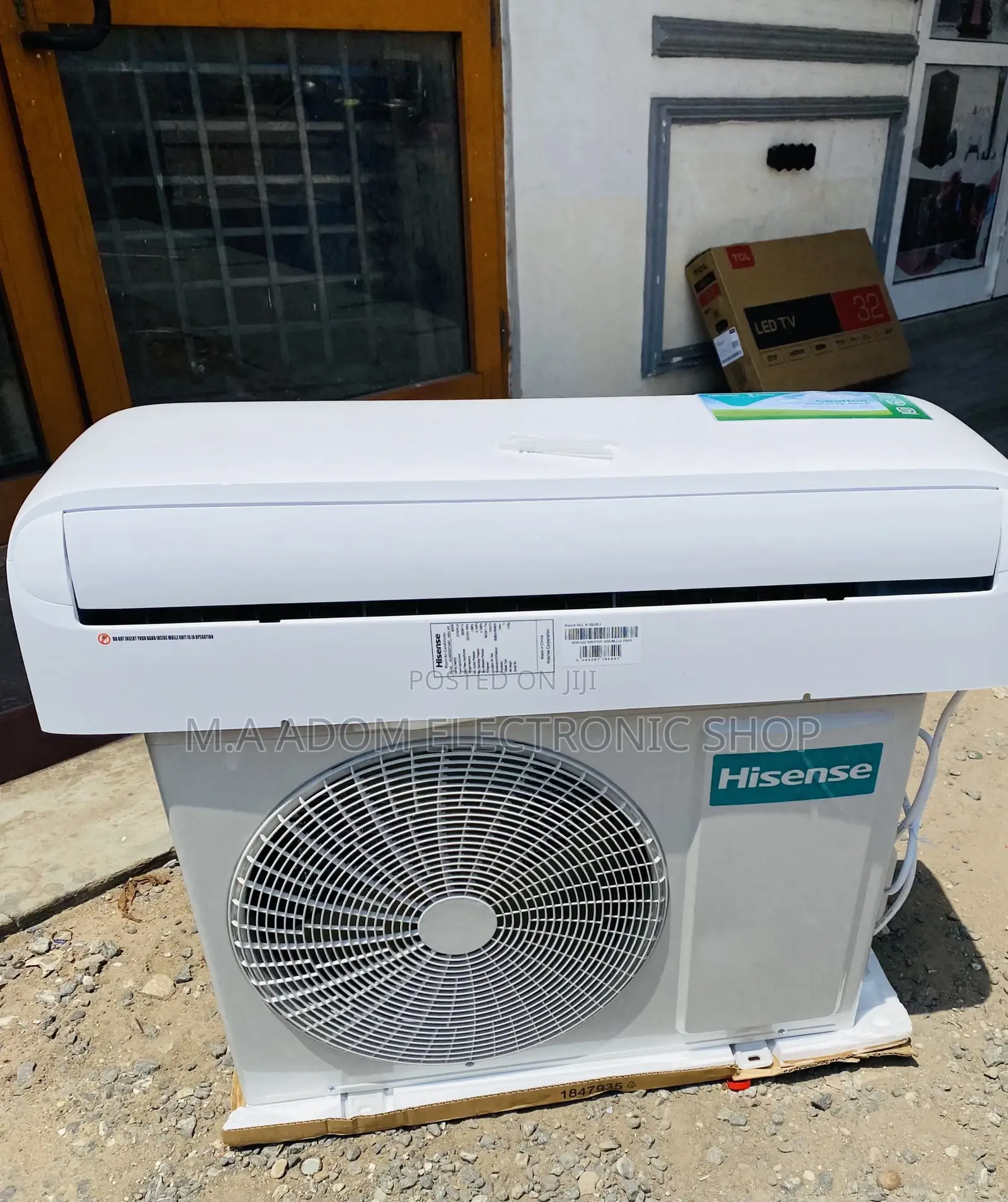 Quality Yet Affordable Hisence 2.5hp Split Type Ac(White).