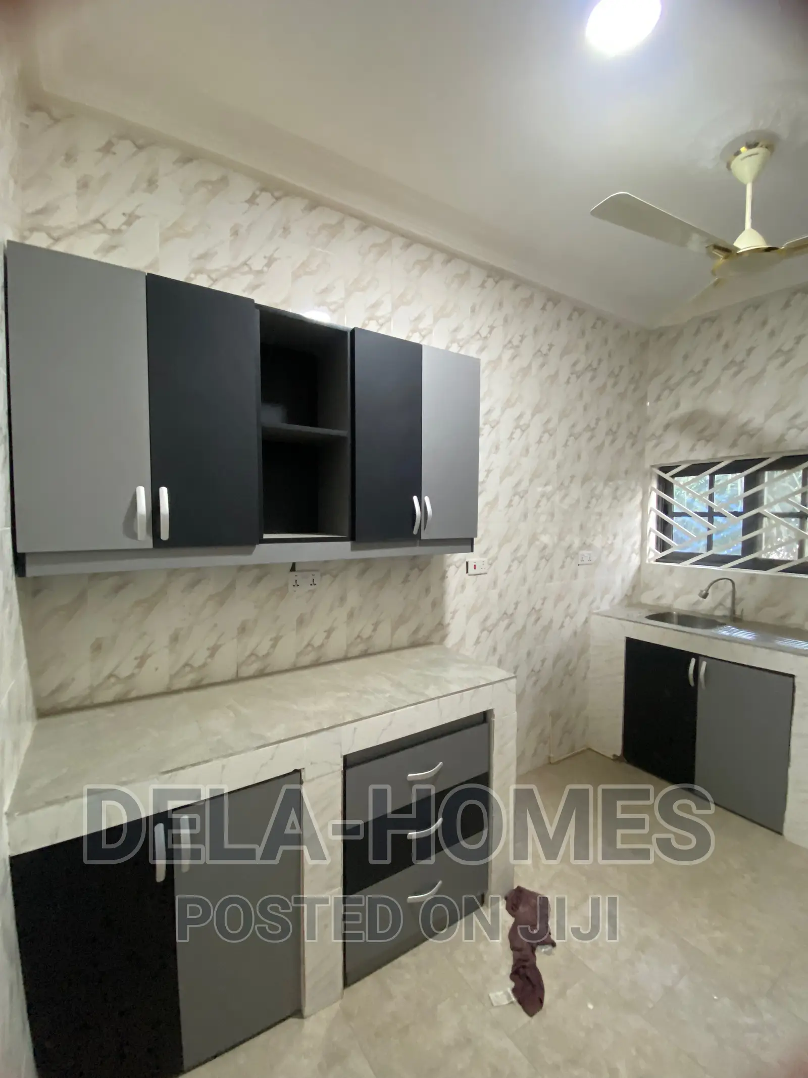 2bdrm Apartment in Lakeside Estate, Ashaley Botwe for rent