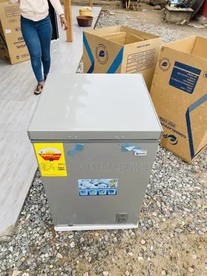 Extremely Quality Pearl Single Door Chest Freezer(100L)