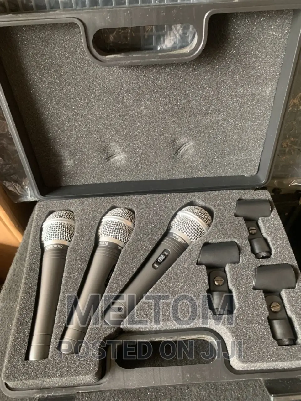 Yoga 3in1 Briefcased Cord Microphone
