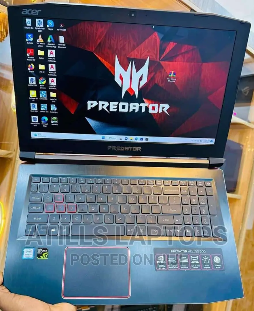 Laptop Acer Predator Helios 300 16GB Intel Core I5 SSHD+SSD 2T